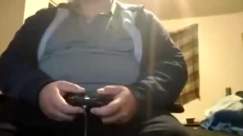 Snapshot of hereforbootyyy chatting on 01/10/25, 12:04 Hereforbootyyyy online show from 01/10/25, 12:04