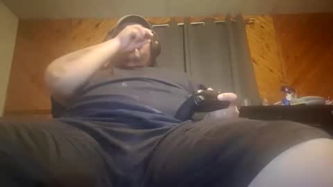 Snapshot of hereforbootyyy chatting on 02/17/26, 12:01 Hereforbootyyyy online show from 02/17/26, 12:01