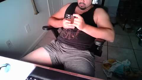 hereinmiami305 online show from 10/26/25, 01:17