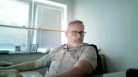 hering76 online show from 05/26/26, 10:33