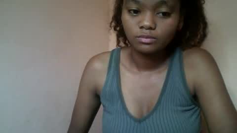 Snapshot of herisse01 chatting on 05/18/26, 08:20 herisse01 online show from 05/18/26, 08:20