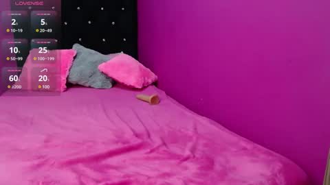 Alana online show from 02/11/25, 04:44