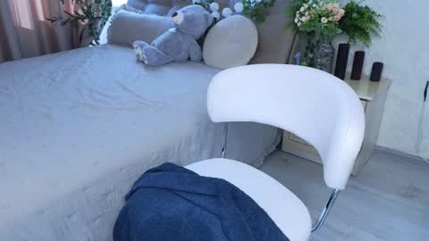 Maryana online show from 09/19/25, 07:10