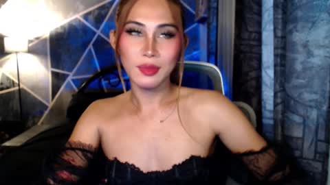 Snapshot of herrafoxx chatting on 03/09/26, 03:10 Davey online show from 03/09/26, 03:10