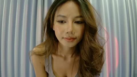Snapshot of hersheys_aran chatting on 05/02/26, 07:46 Aran online show from 05/02/26, 07:46