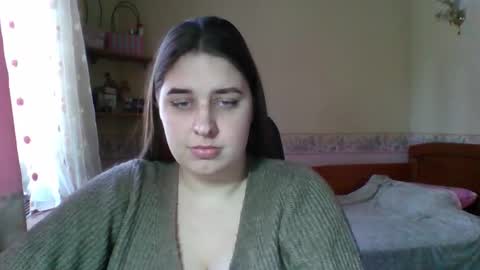 hess_luna_ online show from 01/16/26, 10:08