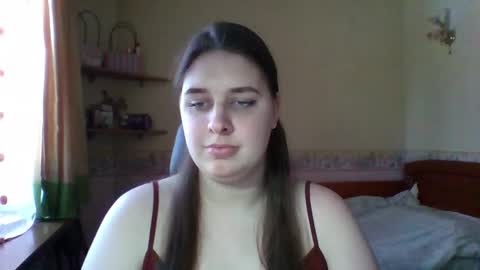 hess_luna_ online show from 02/10/26, 10:08