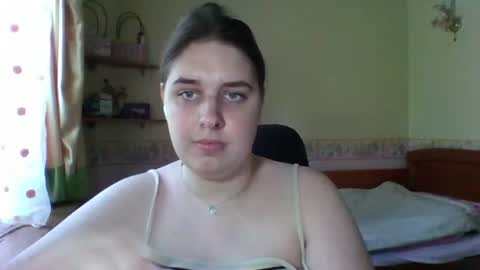 Snapshot of hess_luna_ chatting on 06/17/26, 09:12 hess_luna_ online show from 06/17/26, 09:12