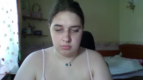 Snapshot of hess_luna_ chatting on 07/03/26, 09:05 hess_luna_ online show from 07/03/26, 09:05