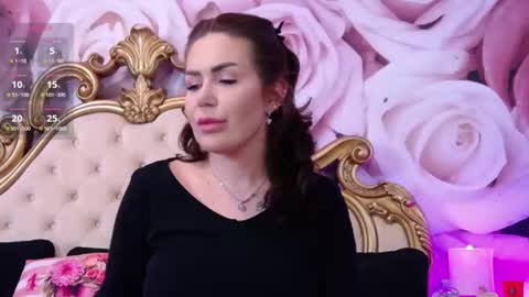 Hessy online show from 11/12/25, 05:02