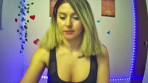 Hestesiaxx online show from 02/25/25, 01:41