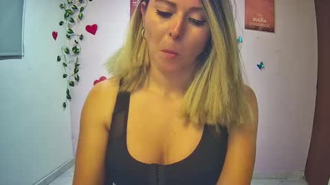 Hestesiaxx online show from 03/11/25, 01:16