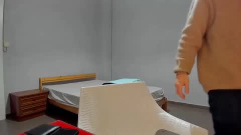 heterooli online show from 12/20/25, 05:20