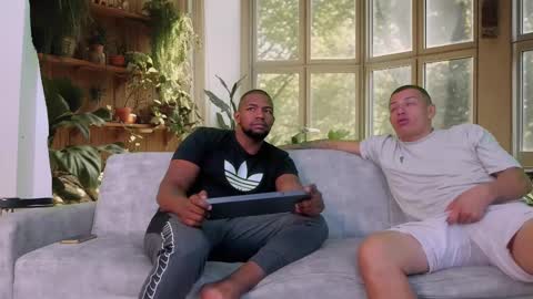 heteros men online show from 03/12/25, 07:49