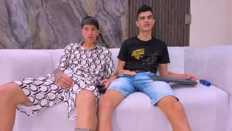 heteros men online show from 11/19/25, 08:20