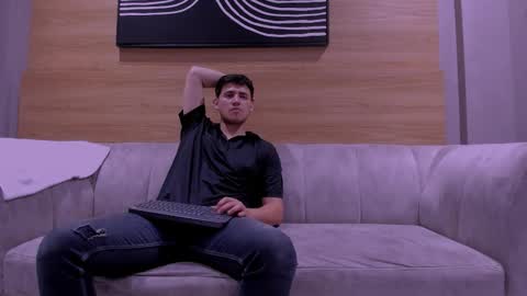 heteros men online show from 12/03/25, 02:37