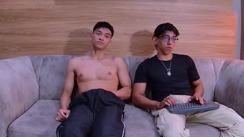 heteros men online show from 04/20/26, 08:10