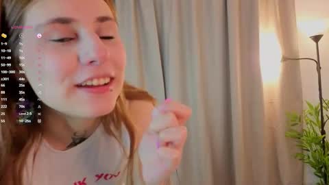 Sofia online show from 10/18/25, 11:38