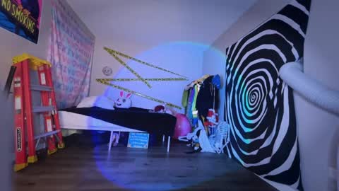 salem online show from 10/06/25, 02:53