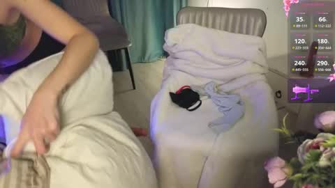 Audrey online show from 03/05/26, 01:51