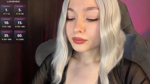 Snapshot of hey_nora_ chatting on 07/03/26, 03:46 Nora online show from 07/03/26, 03:46