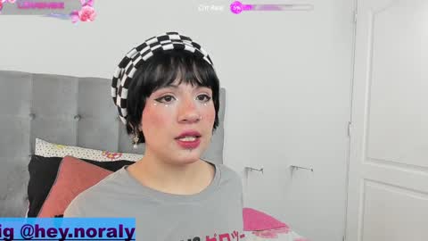 Noraly  online show from 01/22/25, 01:21