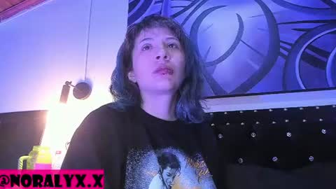 Snapshot of hey_noraly chatting on 07/06/26, 04:09 Noraly online show from 07/06/26, 04:09