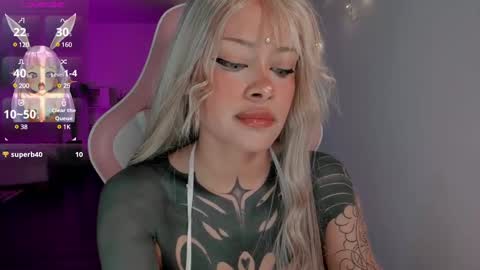 Snapshot of heybambino_ chatting on 12/29/24, 03:11 Bambi.....Help me get 100 likes in the satisfaction bar. online show from 12/29/24, 03:11