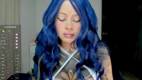 Snapshot of heybambino_ chatting on 04/30/26, 05:14 Bambi.....Help me get 100 likes in the satisfaction bar. online show from 04/30/26, 05:14