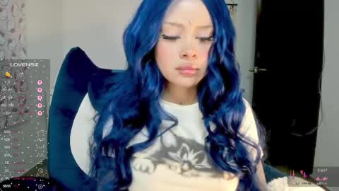 Snapshot of heybambino_ chatting on 05/21/26, 04:52 Bambi.....Help me get 100 likes in the satisfaction bar. online show from 05/21/26, 04:52