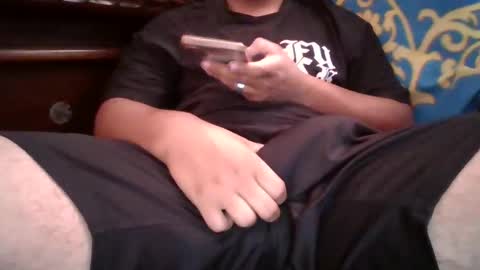 Snapshot of heydsan1 chatting on 10/19/25, 07:36 heydsan1 online show from 10/19/25, 07:36