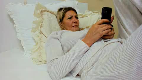 Heyheygrey online show from 01/25/25, 08:53