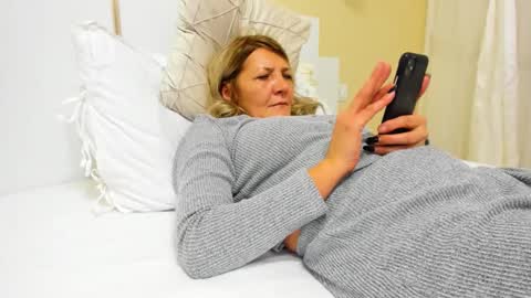 Heyheygrey online show from 02/13/25, 11:04