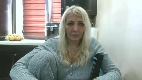 Snapshot of heyheygrey chatting on 07/21/26, 12:07 Heyheygrey online show from 07/21/26, 12:07