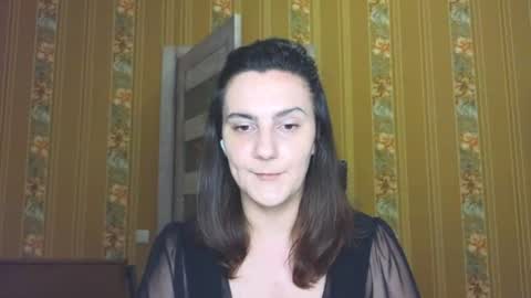 Snapshot of heyy_baddie chatting on 06/25/26, 01:27 Heyy baddie online show from 06/25/26, 01:27
