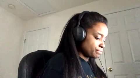 Snapshot of heyyou301990 chatting on 11/20/25, 08:19 heyyou301990 online show from 11/20/25, 08:19