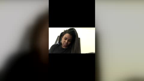 Snapshot of heyyou301990 chatting on 11/29/25, 06:22 heyyou301990 online show from 11/29/25, 06:22