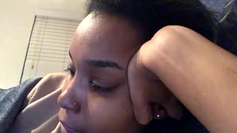 Snapshot of heyyou301990 chatting on 01/15/26, 11:52 heyyou301990 online show from 01/15/26, 11:52