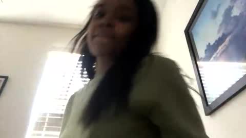 Snapshot of heyyou301990 chatting on 02/13/26, 08:05 heyyou301990 online show from 02/13/26, 08:05