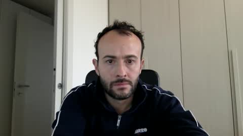 Snapshot of hhombre chatting on 01/13/26, 12:54 hhombre online show from 01/13/26, 12:54