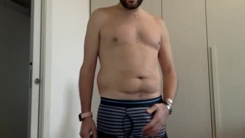 Snapshot of hhombre chatting on 01/16/26, 01:15 hhombre online show from 01/16/26, 01:15