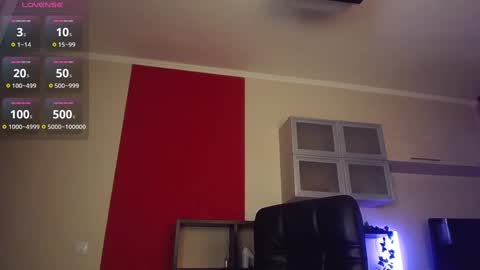 Lina online show from 03/09/25, 10:52