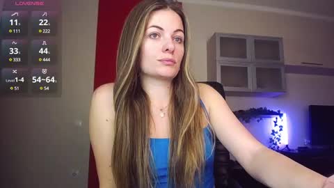 Lina online show from 03/12/25, 05:07