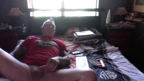 Snapshot of hiasallfuk13 chatting on 12/10/24, 02:48 HARDCORE13 online show from 12/10/24, 02:48