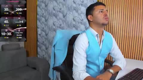 Snapshot of hiddenoffice chatting on 01/19/26, 02:26 George online show from 01/19/26, 02:26