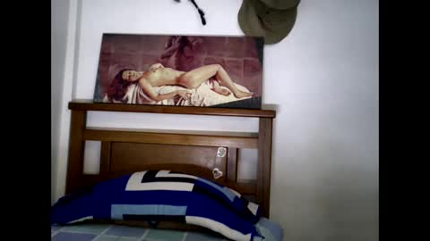 hideonbush online show from 10/06/25, 03:31