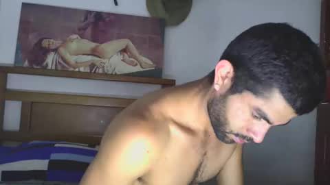 hideonbush online show from 10/31/25, 11:44