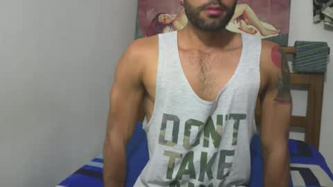 Snapshot of hideonbush051 chatting on 02/04/26, 11:49 hideonbush online show from 02/04/26, 11:49