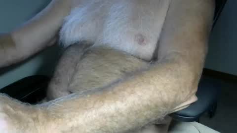 Snapshot of higgins11 chatting on 07/20/26, 12:36 higgins11 online show from 07/20/26, 12:36