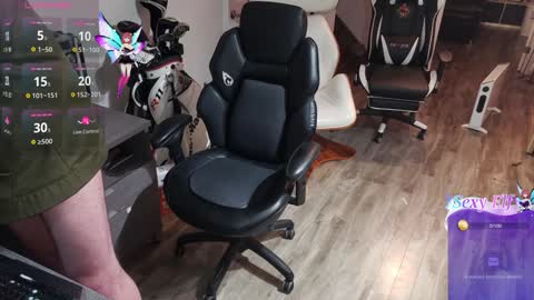 Snapshot of highclass92i chatting on 12/20/24, 05:18 High4This online show from 12/20/24, 05:18